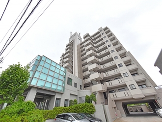 グローリアスヒルズ日進の外観