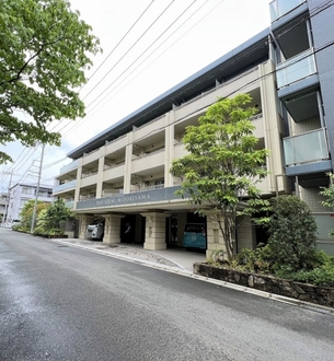 デュオセーヌ緑山の外観