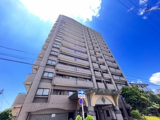 ライオンズシティ金山の外観
