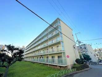 名谷８団地の外観