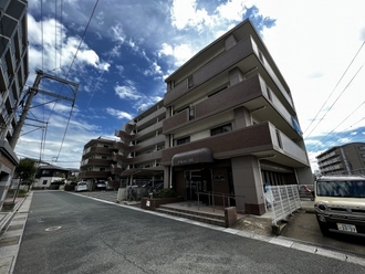 ベルアージュ井尻の外観