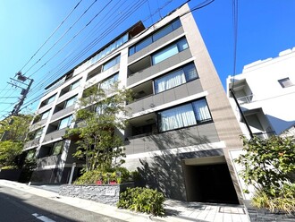 ディアナコート都立大学の外観