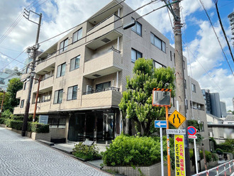 コンフォール四谷の外観