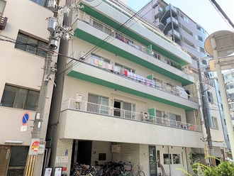 ダイアパレス阿波座の外観
