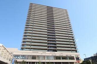 プラウドタワー堺東の外観