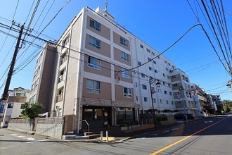 玉川コーポラスの外観