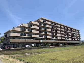 ディオ・フェルティ向日東ＩＩ番館
