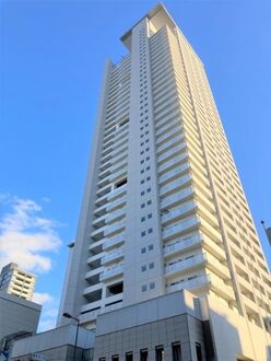 ジーニス大阪WEST