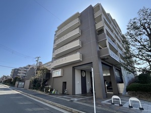 リーデンススクエア宇治伊勢田