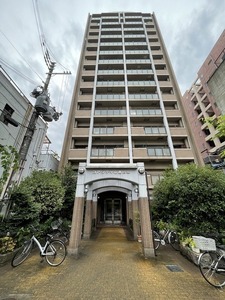 コアシティ心斎橋東の外観