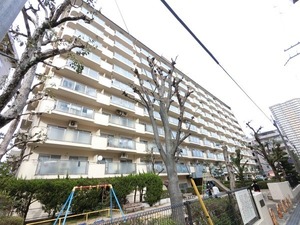 カルム宝塚の外観