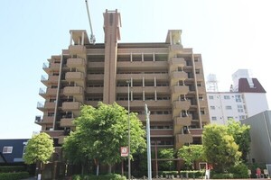コスモ西宮の外観