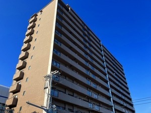 夙川グランドハイツの外観