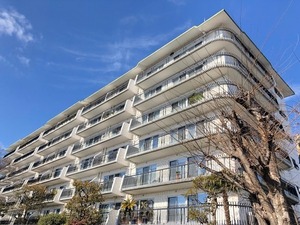 芦屋アーバンライフの外観