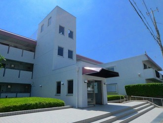 ビアライフ岡本の外観