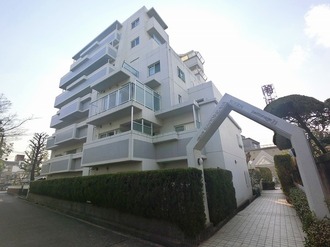 ハイツ住吉川公園の外観