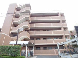 コスモ住吉川西の外観