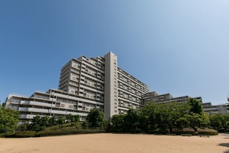 ファミールハイツ明石弐番館の外観