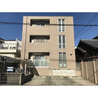 ソラリア一番町の外観