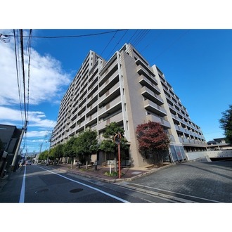阪急西宮マンションの外観
