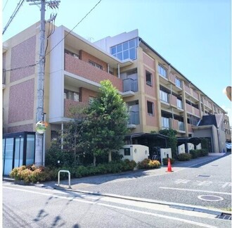 エスト塚口フォレストコートの外観