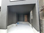 016