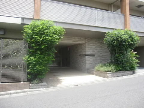 プラウド東浦和-0-3