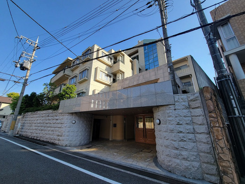 ファミールグラン甲子園口一丁目