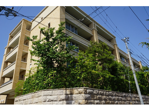 グランドメゾン夙川松園町