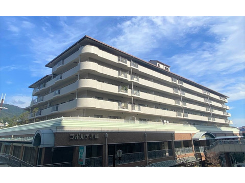 ラポルテ北館