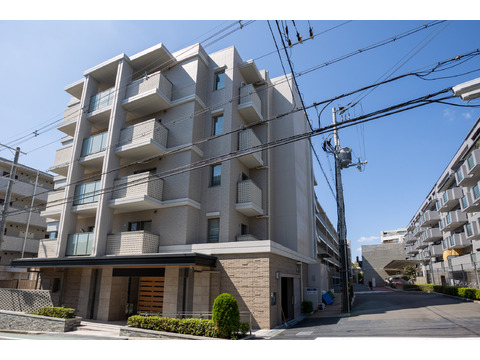 ジークレフ千里藤白台