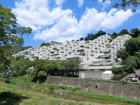 芦屋リバービュウアーバンライフ