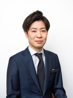 米倉　謙