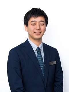 菅　章吾